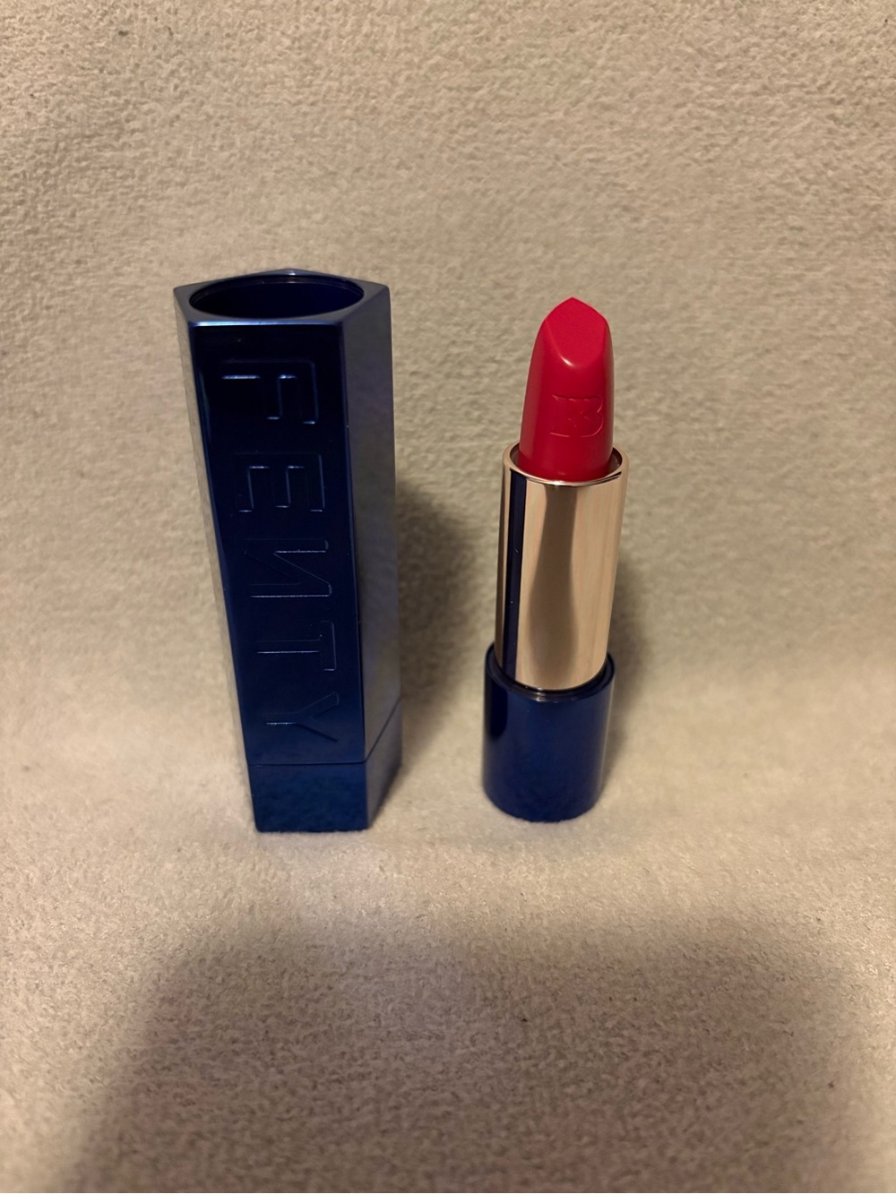 Fenty Beauty Icon Refillable Semi-Matte Lipstick Miss Candy Venom Brand New!!